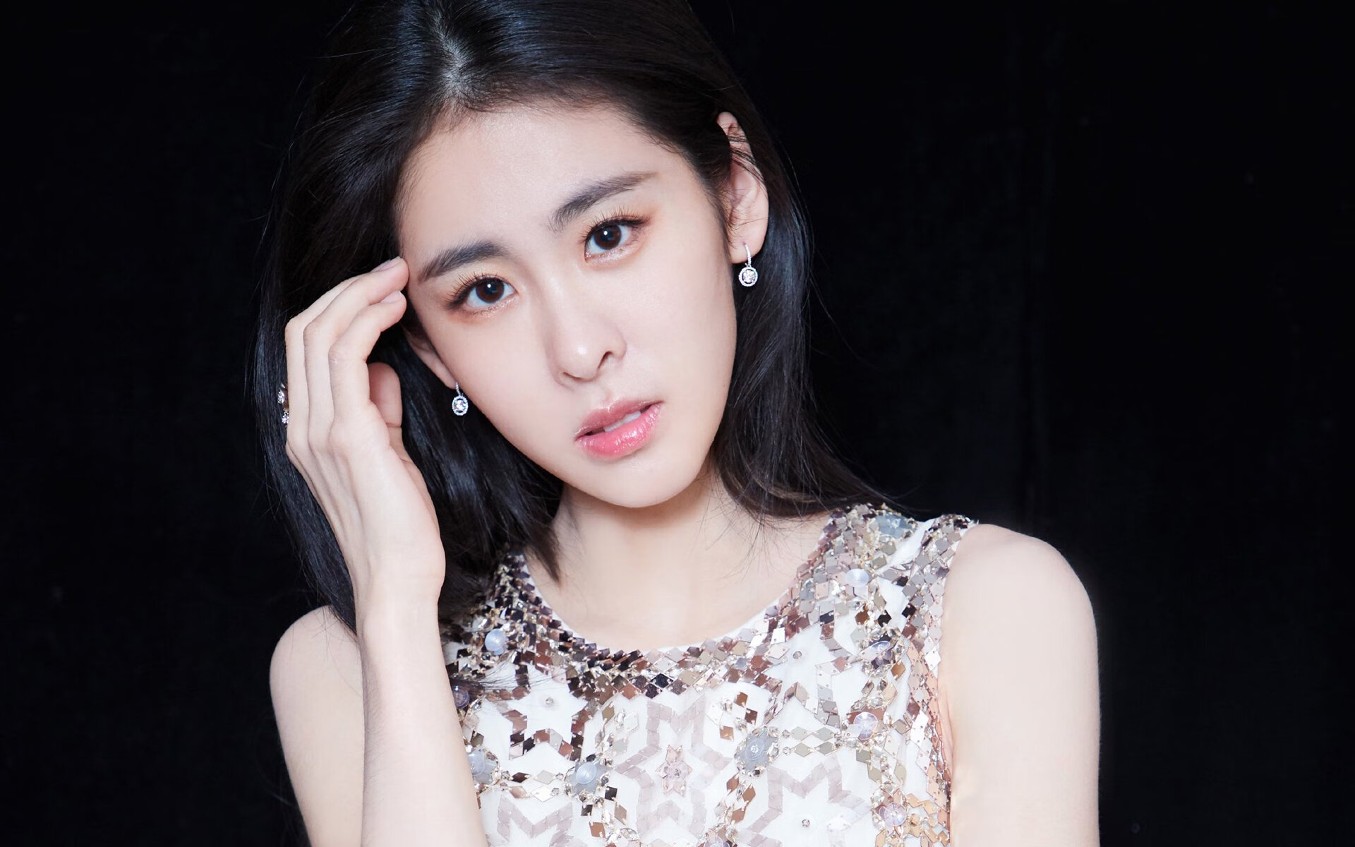 勇士队球员接受公开访问 呈现球场外风采，勇士队球员2021