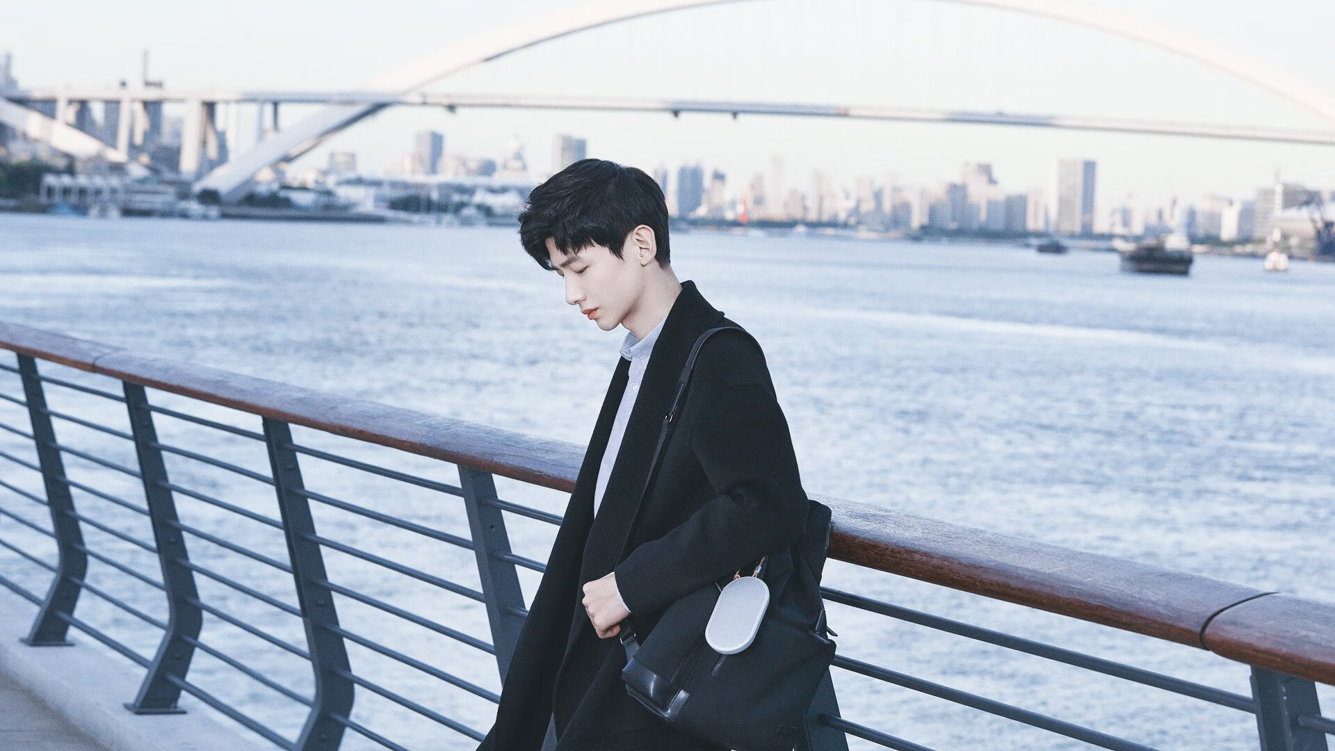 开云·体育官网-欧洲足球冠军联赛陷入争议，裁判判罚引发热议，2020-2021欧洲足球联赛冠军