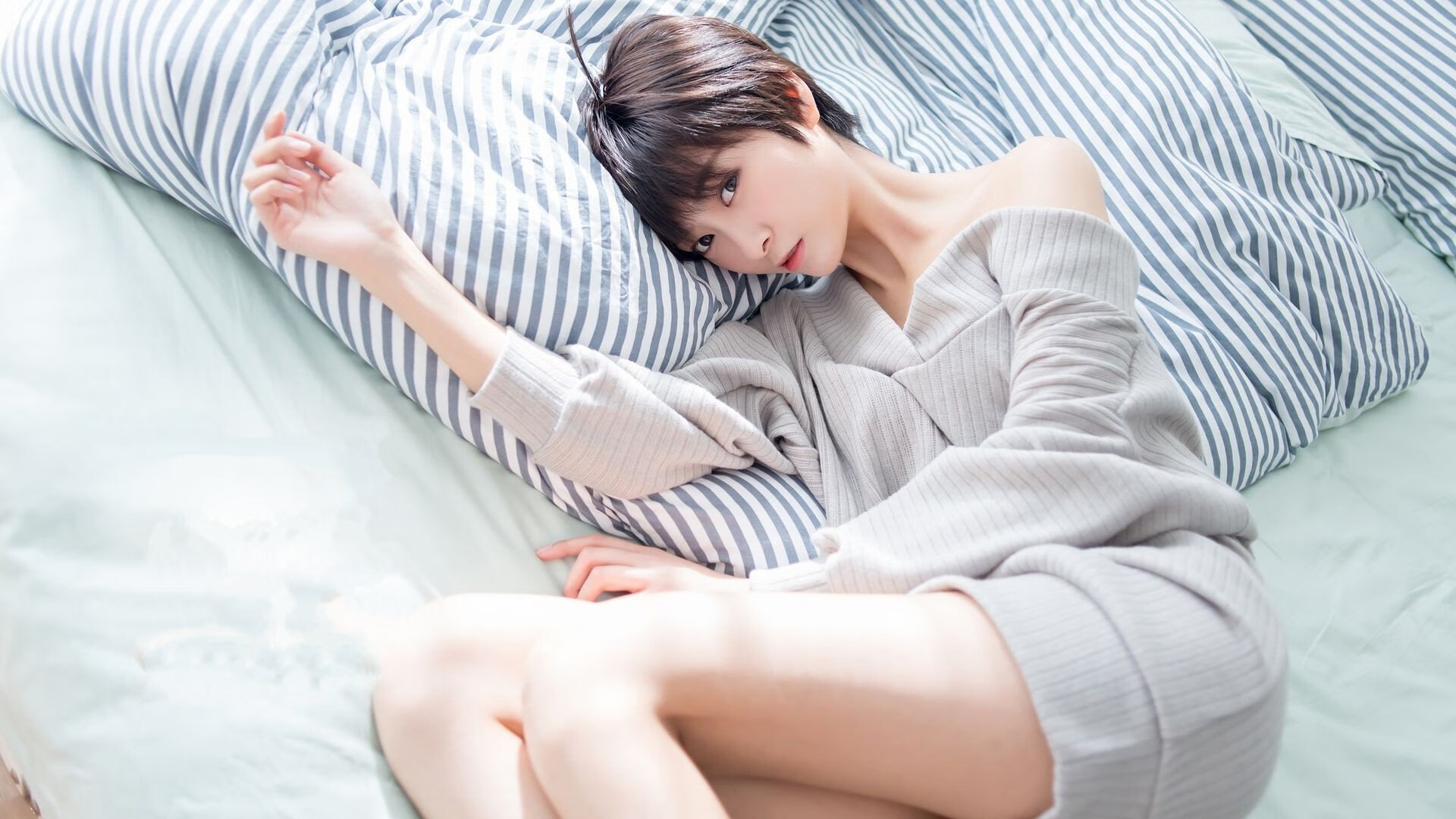 开云官网登录-“2025世界运动会：高新体育中心健力赛，选手挑战重量极限”