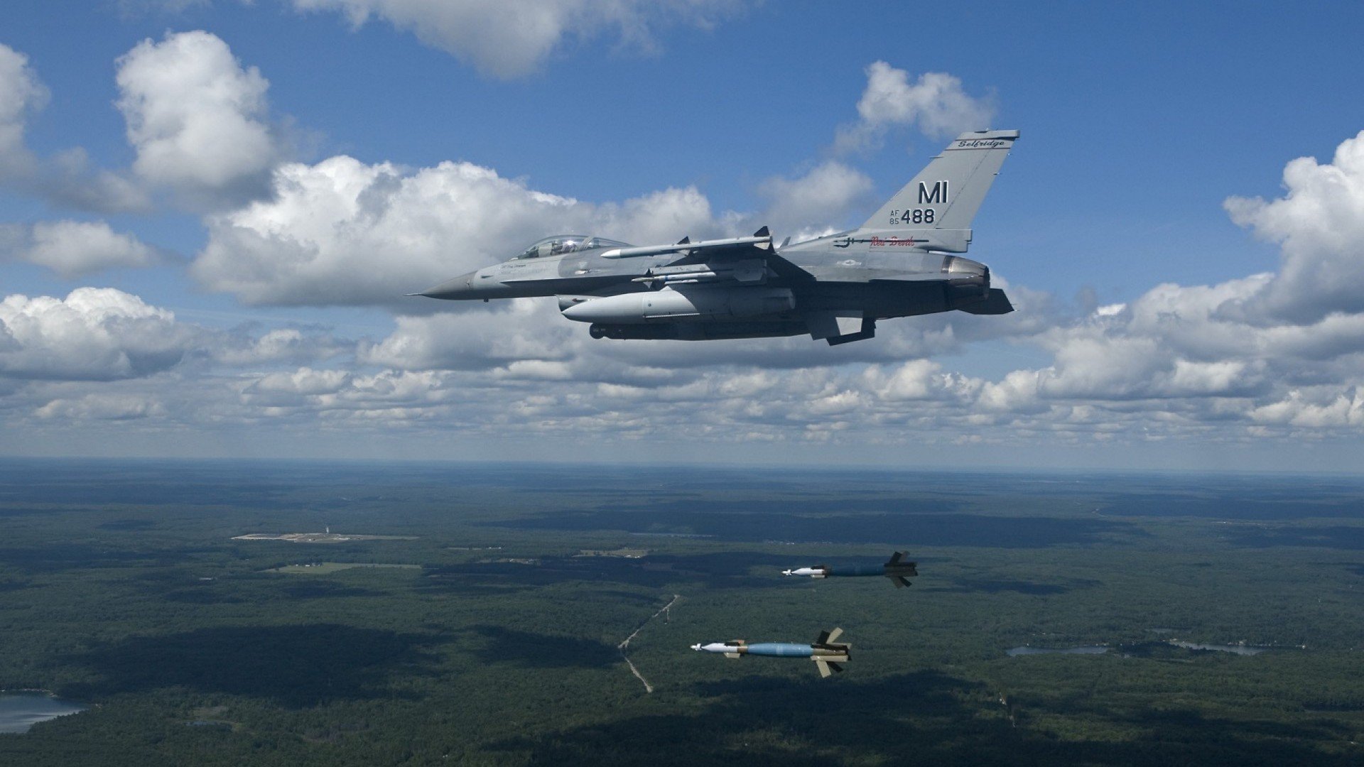 亚冠联赛中国足球逆转 球迷情绪高涨不减，亚洲杯国足逆转