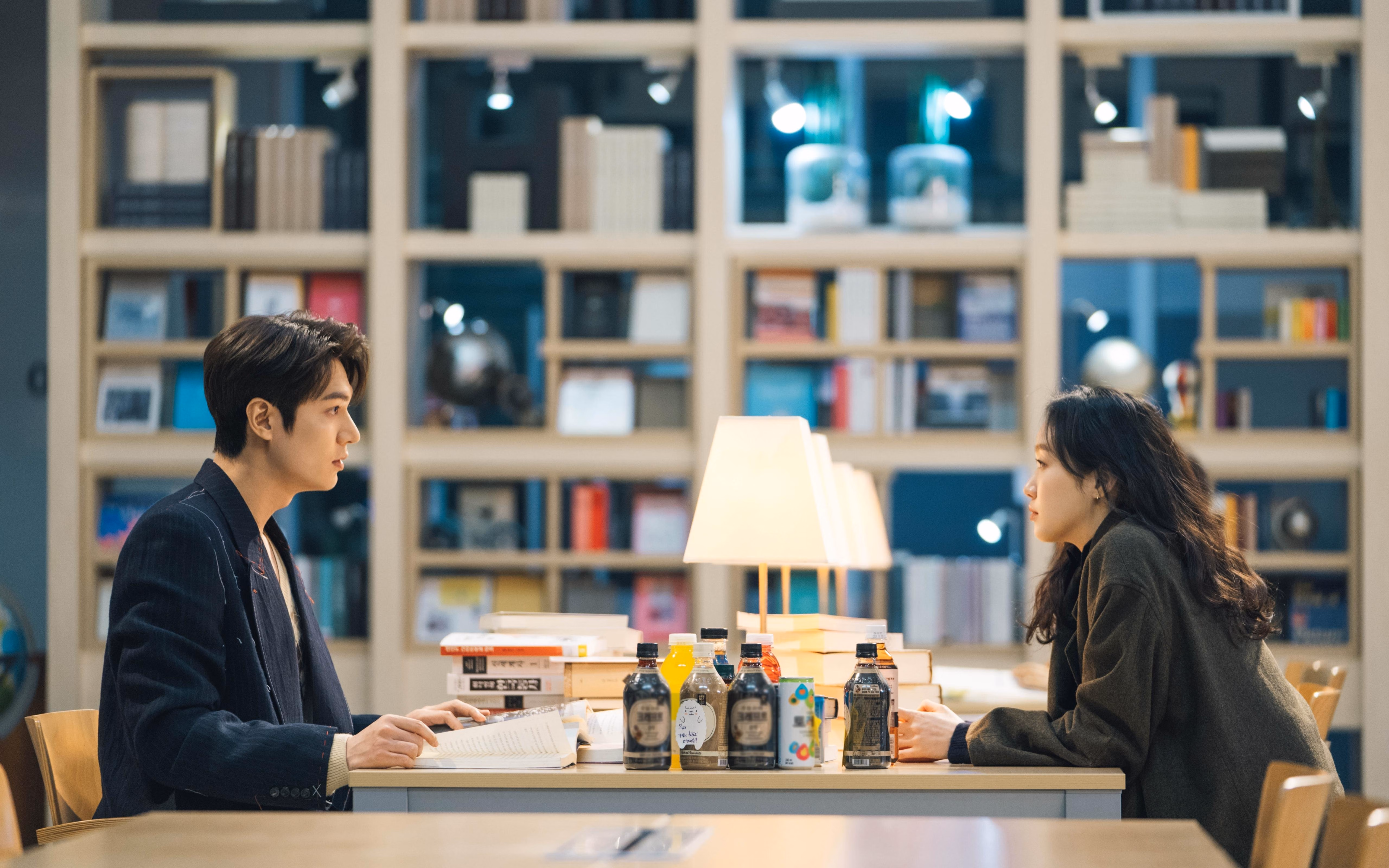 开云官网首页-高尔在袋鼠队中的全能作用，使球队攻防更具平衡