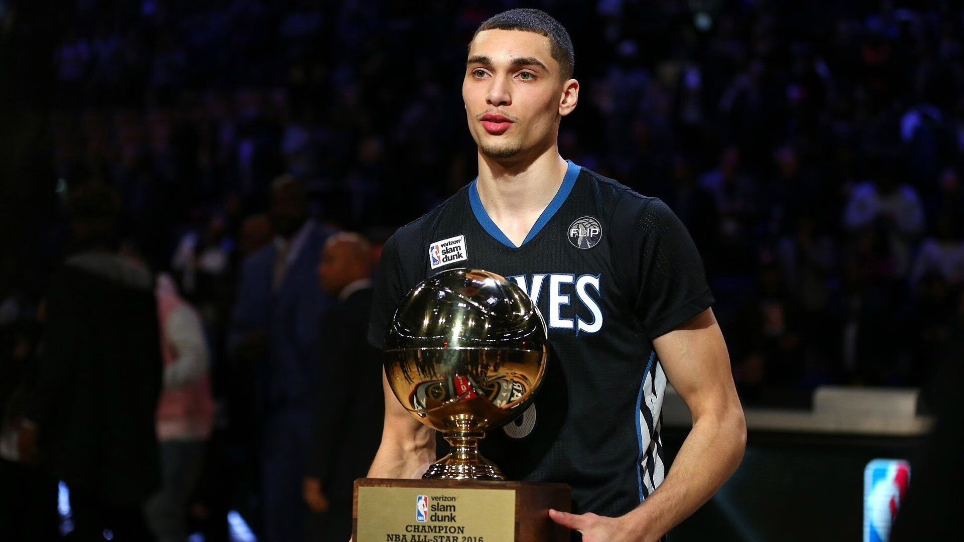 场上英雄：李明全面爆发，攻防兼备！