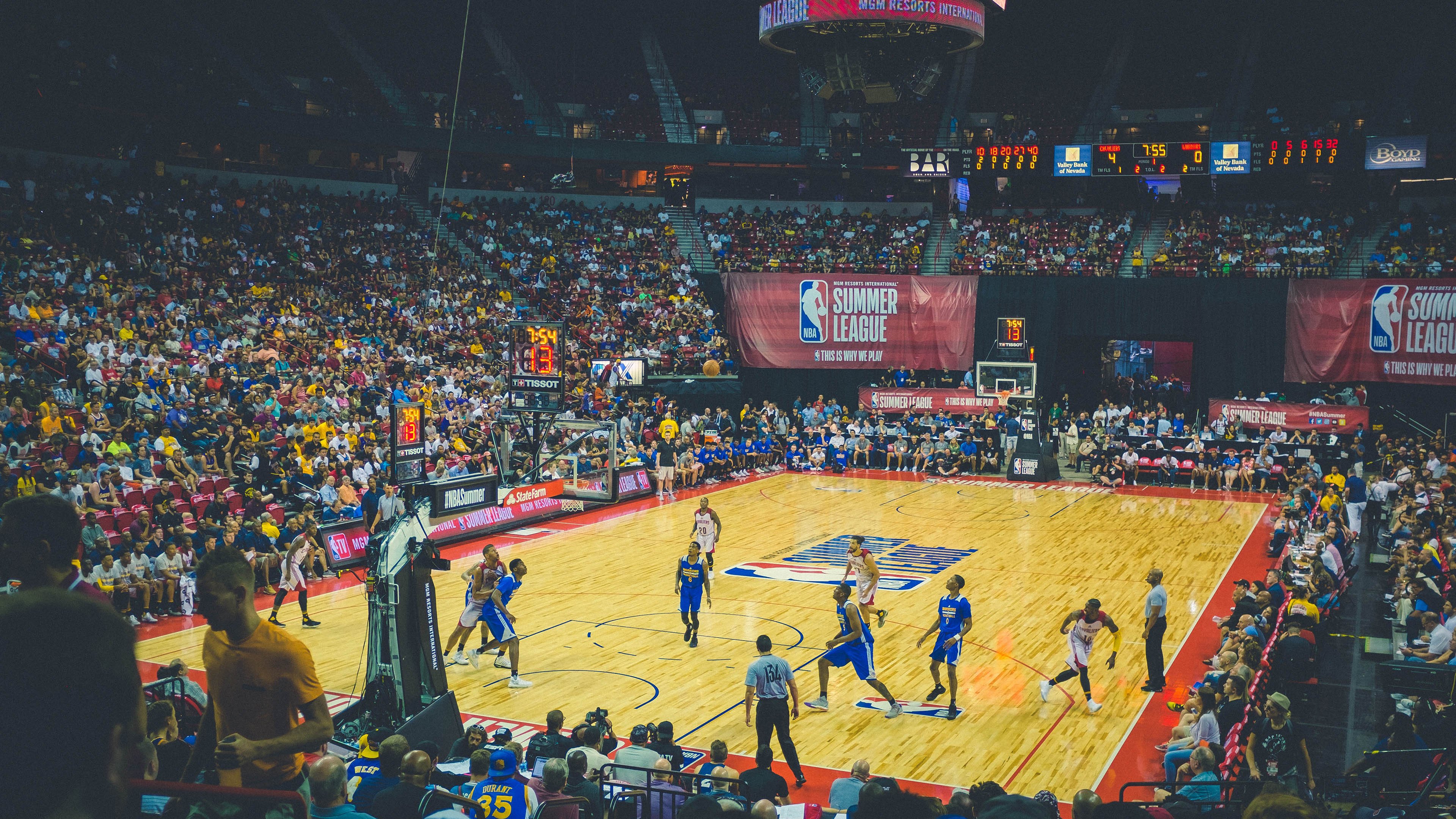 场外故事:NBA运动员的慈善行动感动千万,nba 运动员