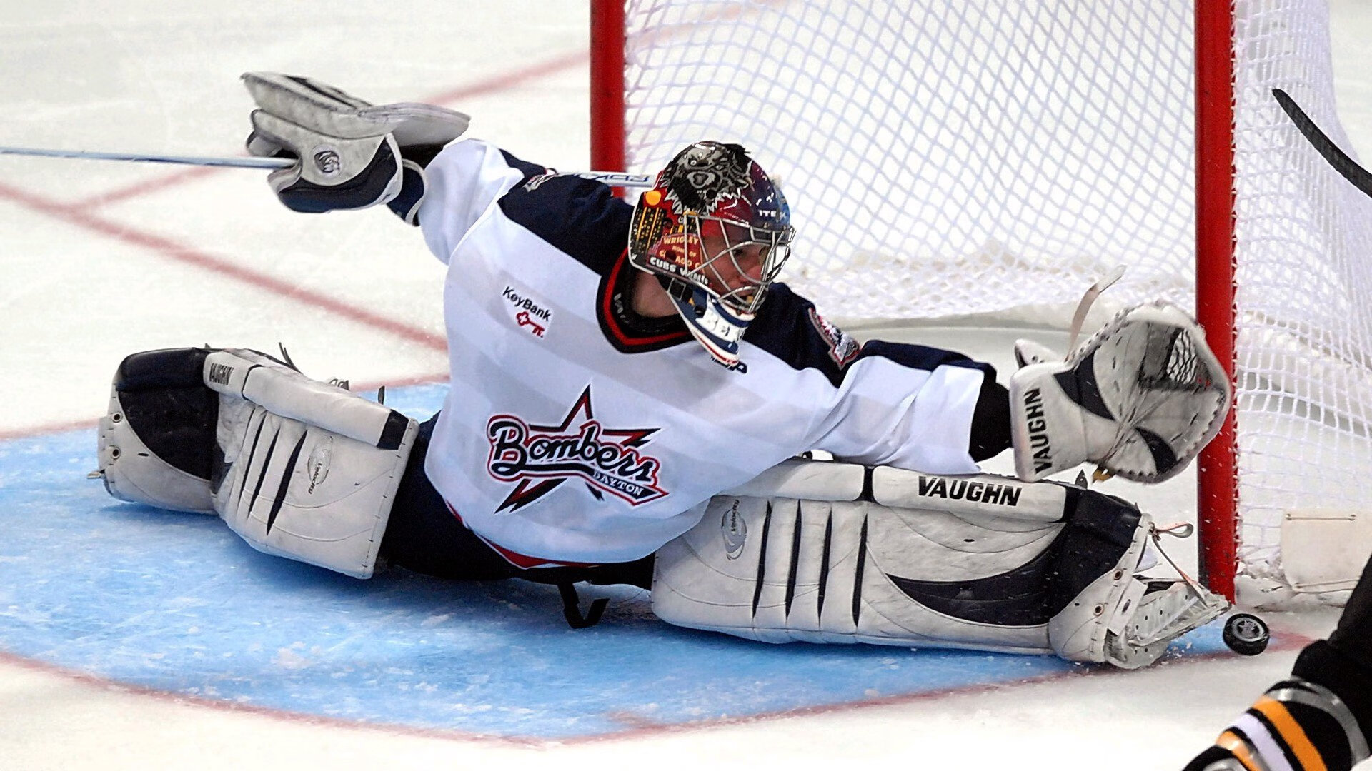 守望先锋 新人选手首秀出色 俱乐部深度布局青训,守望先锋阵容大全